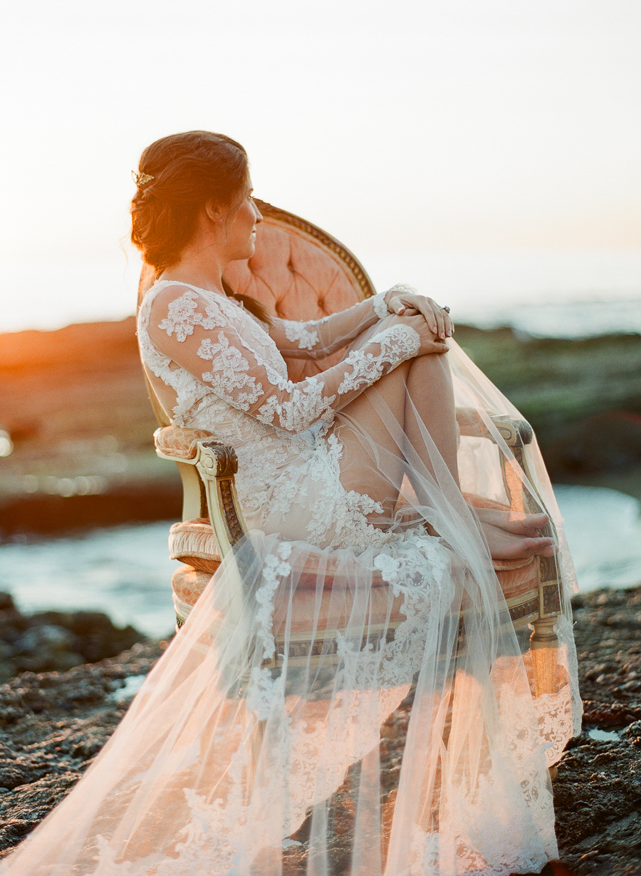 bowtie-and-bloom-photography-seaside-styled-shoot-009